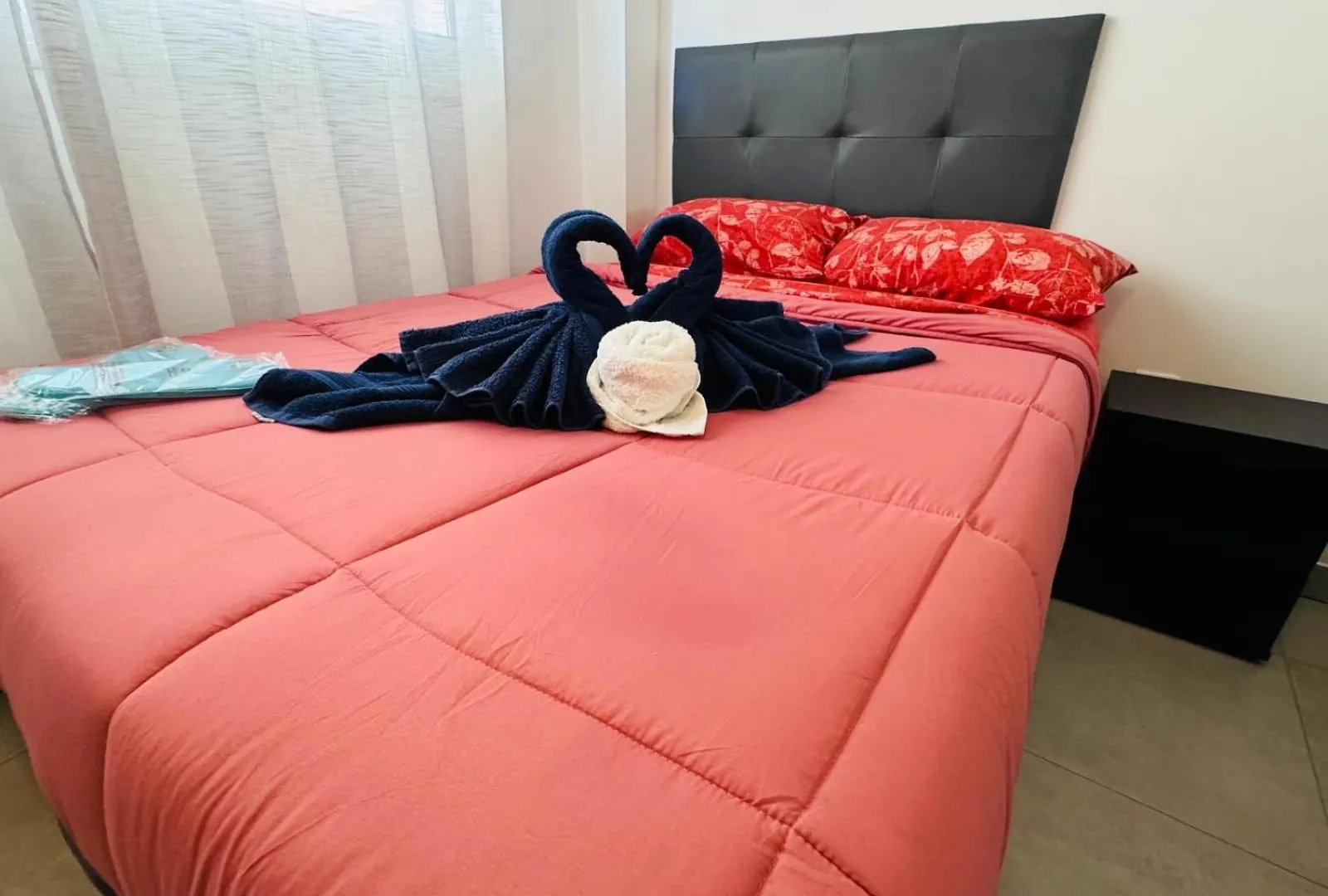 El Tesoro, Beautiful, Two Bedrooms Tenerife Sur Costa Adeje  Španělsko